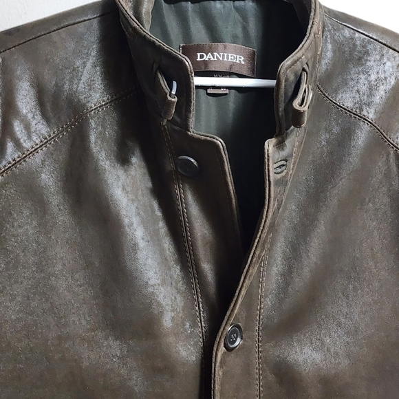 Vintage Danier long soft leather overcoat jacket color Chocolate brown - Picture 4 of 7